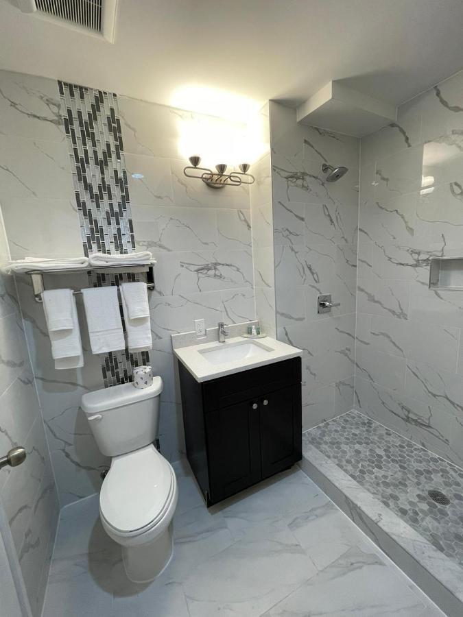 Thatford Hotel Нью-Йорк Экстерьер фото